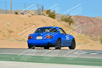 media/Dec-13-2025-Extreme Speed (Sat) [[d129ecb0b9]]/Beginner/Session 2 (Turn 4)/